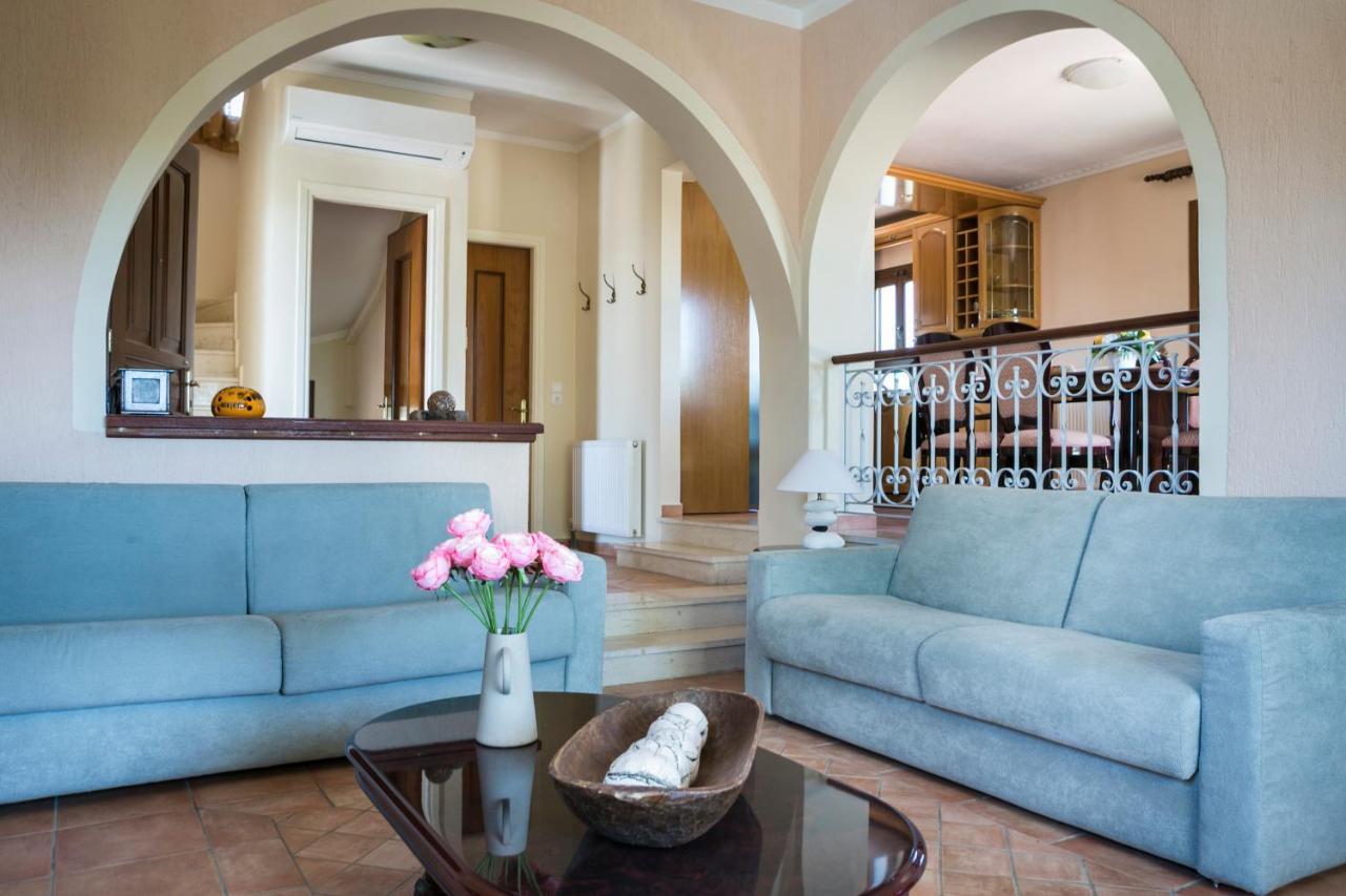 Villa Cara Metaxata Экстерьер фото